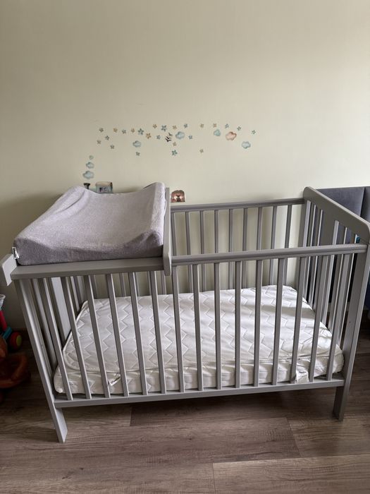 Łóżeczko z przewijakiem Woodies plus GRATISY