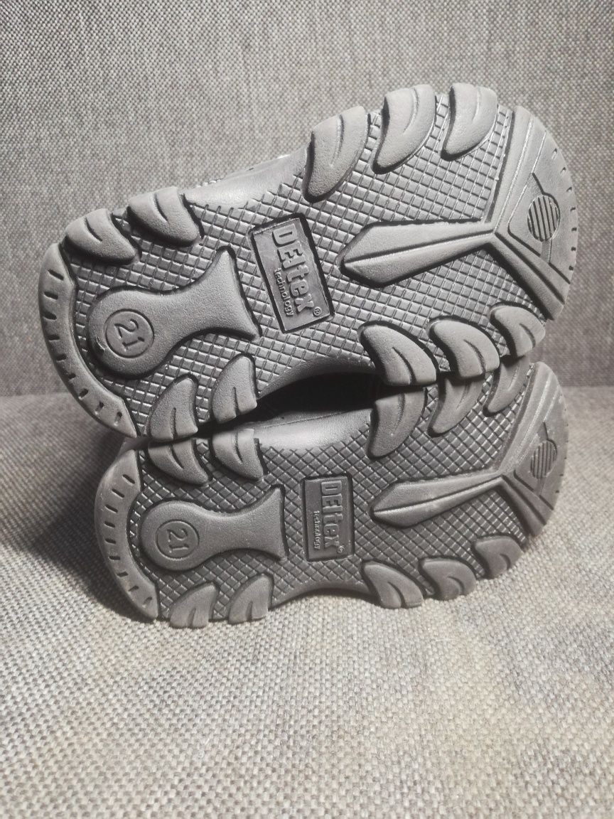 Buty zimowe z długą cholewką