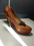 Buty na obcasie r 36