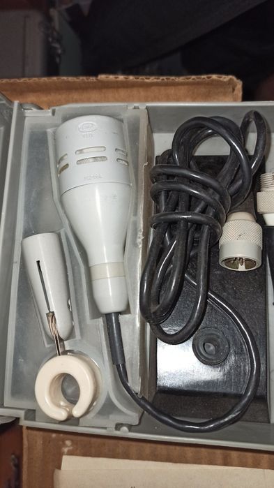 Микрофон МКЭ-3, МКЭ9, МКЭ271, МЛ-51, МД-52Б, МД-66А, МД-78А, SM58, Om2