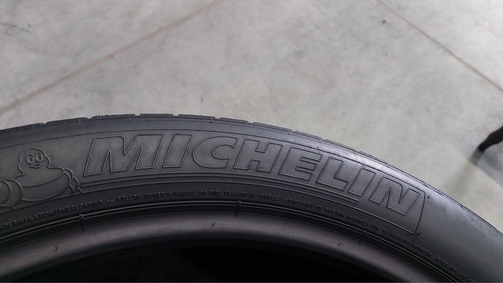 325/30/21 R21 Michelin Pilot Super Sport 2шт новые