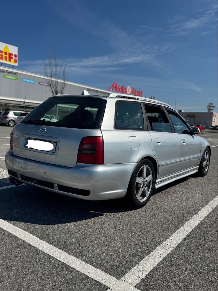 Audi A4 b5 1.9tdi 110cv com extras