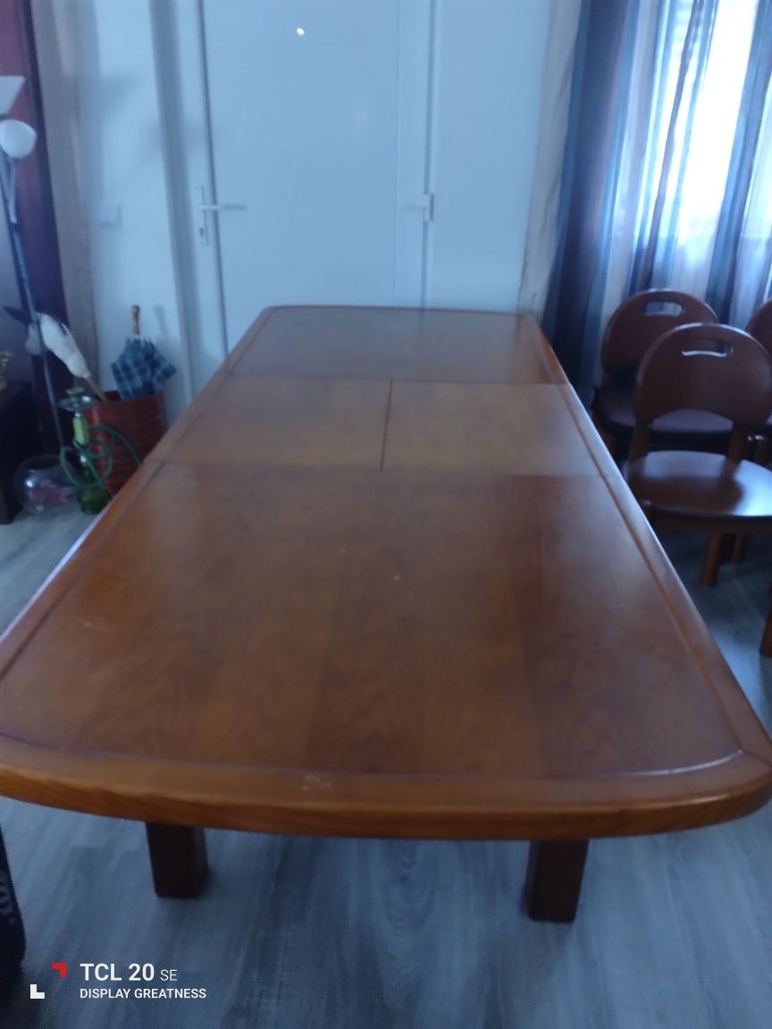 Mesa de sala madeira
