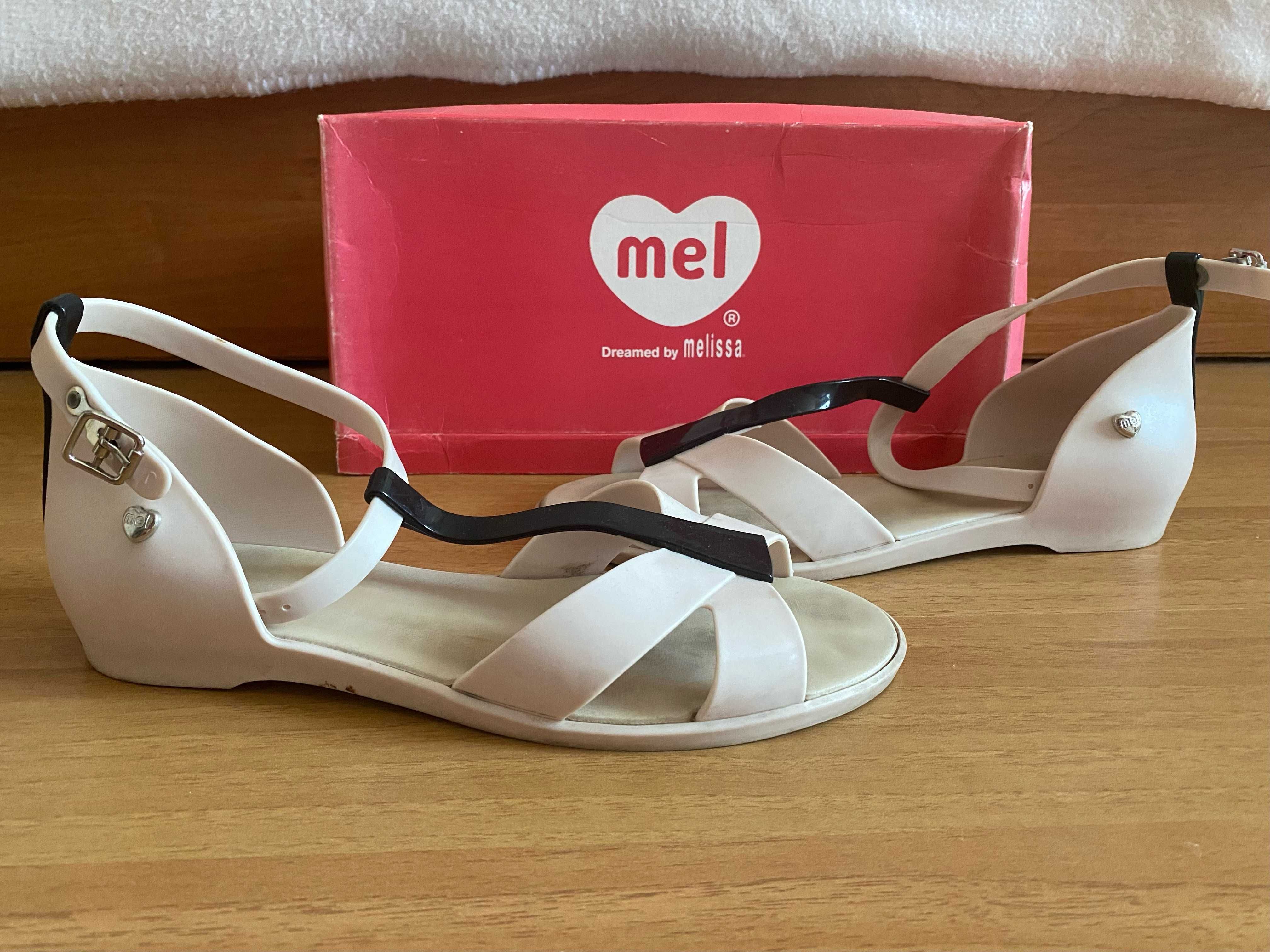 Sandałki Mel by Melissa