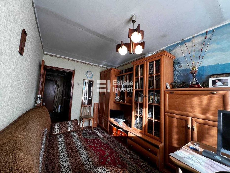 Продам 2 кімн. квартиру на вул. Харківських Дивізій, 16