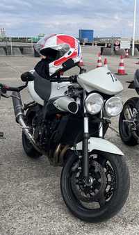 Triumph TT Speed Four 600