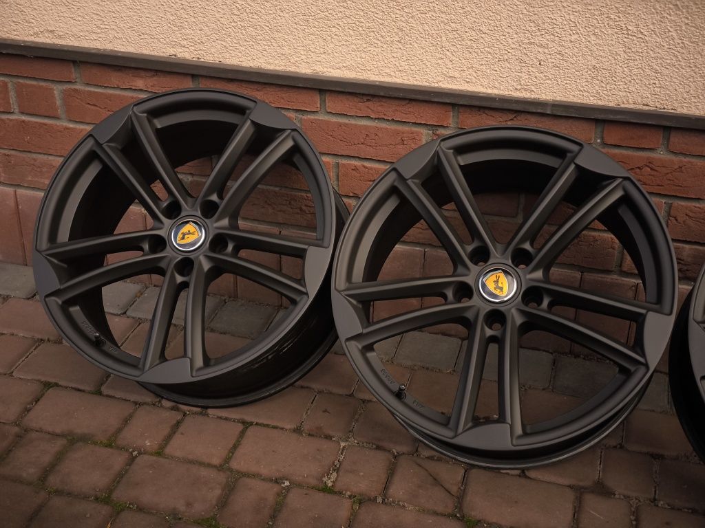 →Felgi Wheelworld WH27 19x8,5 5x112 ET35 motec keskin Japan racing