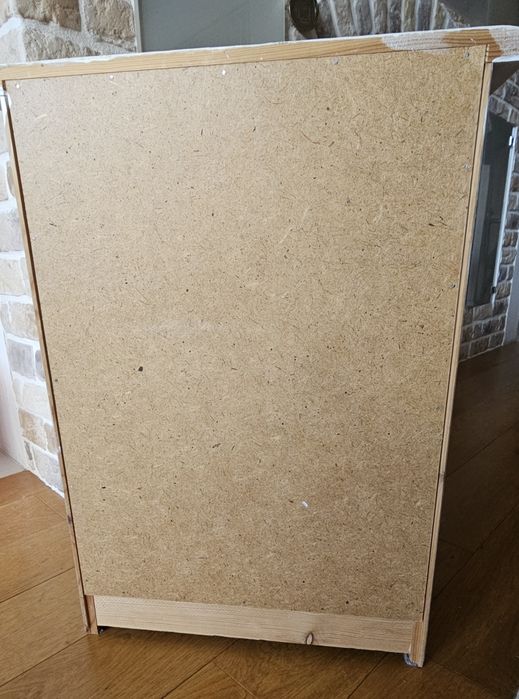 Drewniana Szafka nocna bielona