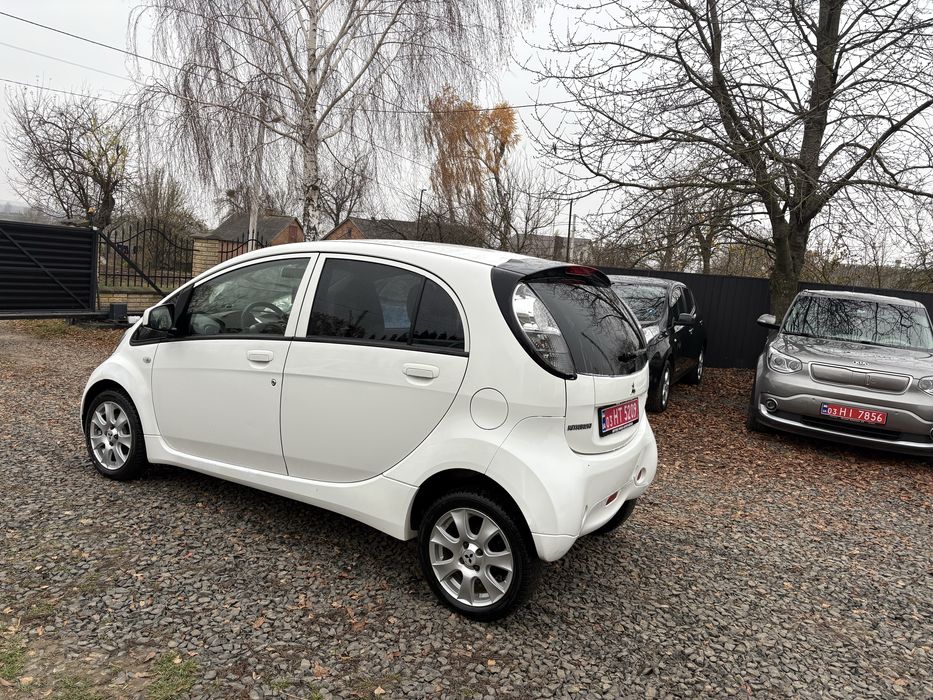 Mitsubishi I-miev 2014