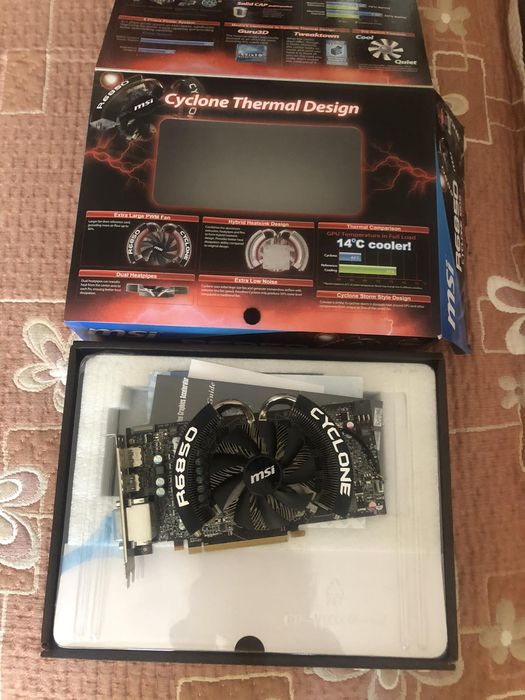 Видеокарта MSI Radeon R6850 Cyclone 1GB 128bit
