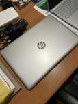 Portátil HP - i5 7th gen / 8gb ram