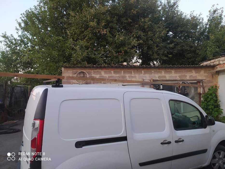 Стальные поперечины штатное место - LC Renault Kangoo