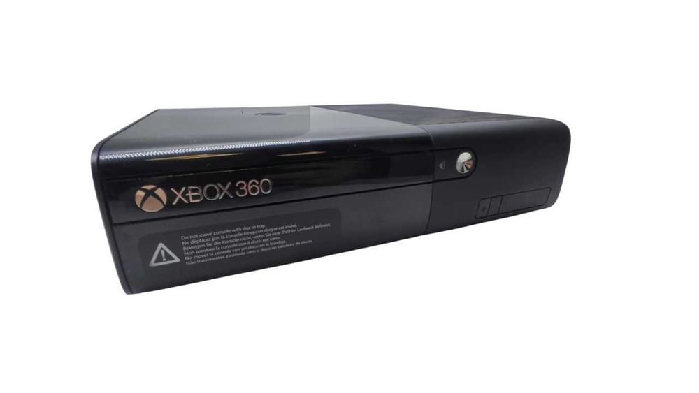 Konsola Xbox 360 E 500GB - 2x pad - kinect - 4x gra - MEGA ZESTAW