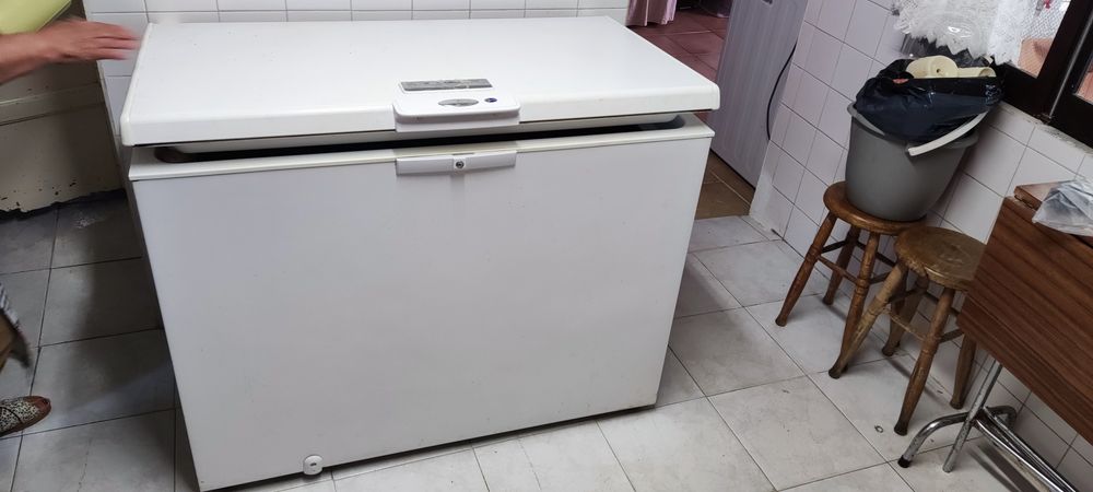 Arca Whirlpool 230L