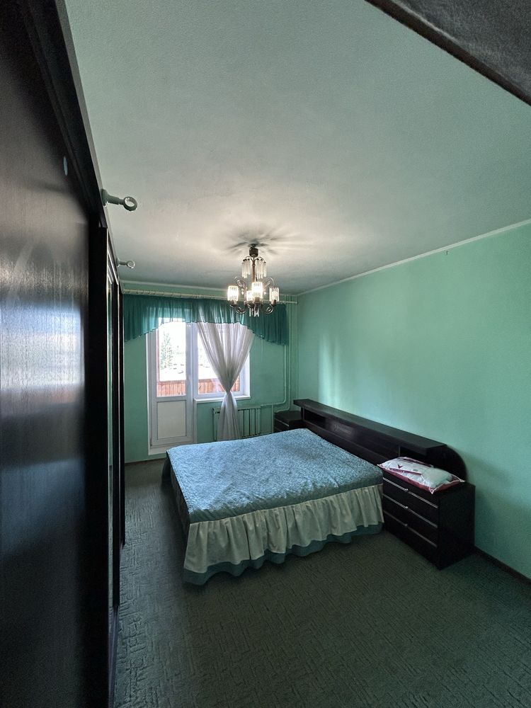 Оренда 3-кімнатна квартира 68 м², Київ, Оболонський р-н, Івасюка 48