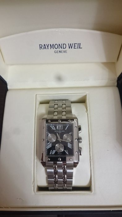 Новые часы Raymond Weil Tango