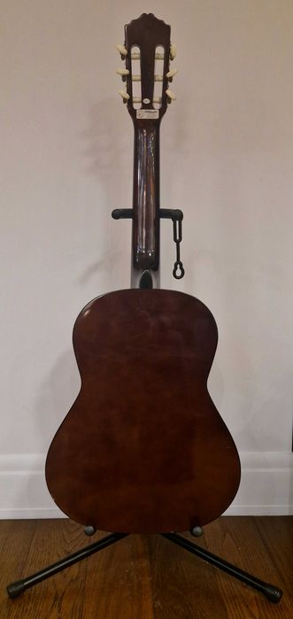 Gitara klasyczna/akustyczna ze stojakiem i pokrowcem