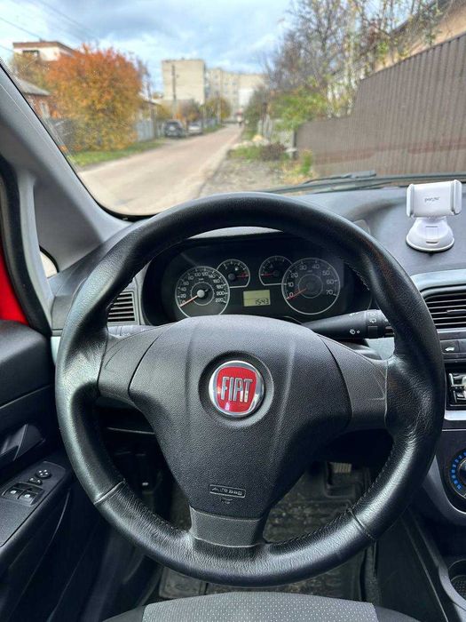 Продам Fiat Grande Punto 2011 рік