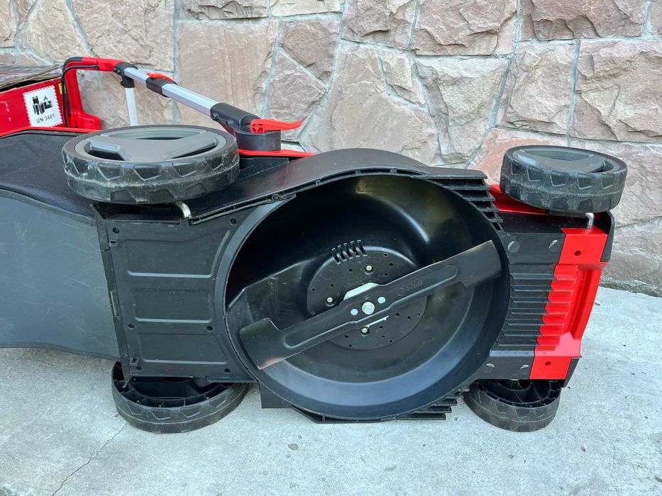 Газонокосарка акумуляторна Einhell  без аку і зарядки