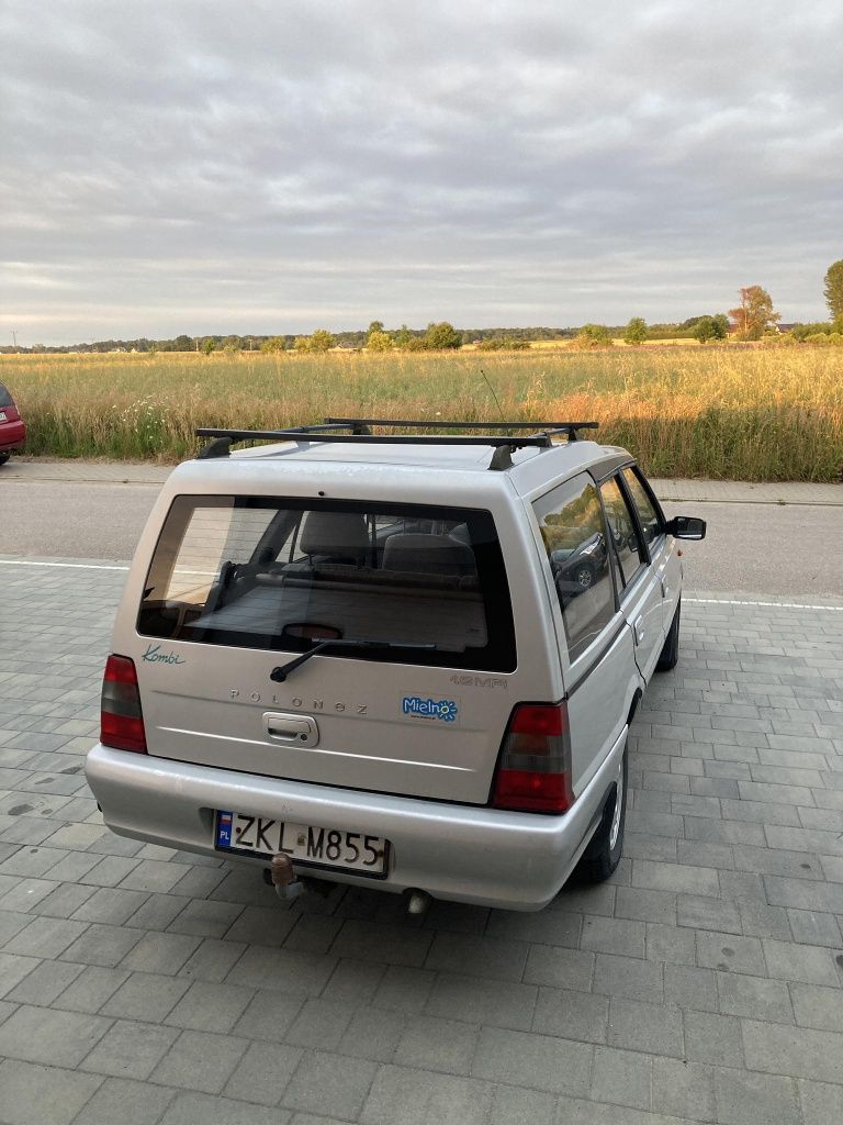 Polonez  Caro Kombi 2001