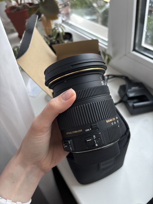 обʼєктив для Nikon Sigma 17-50 mm F 2.8 EX DC OS