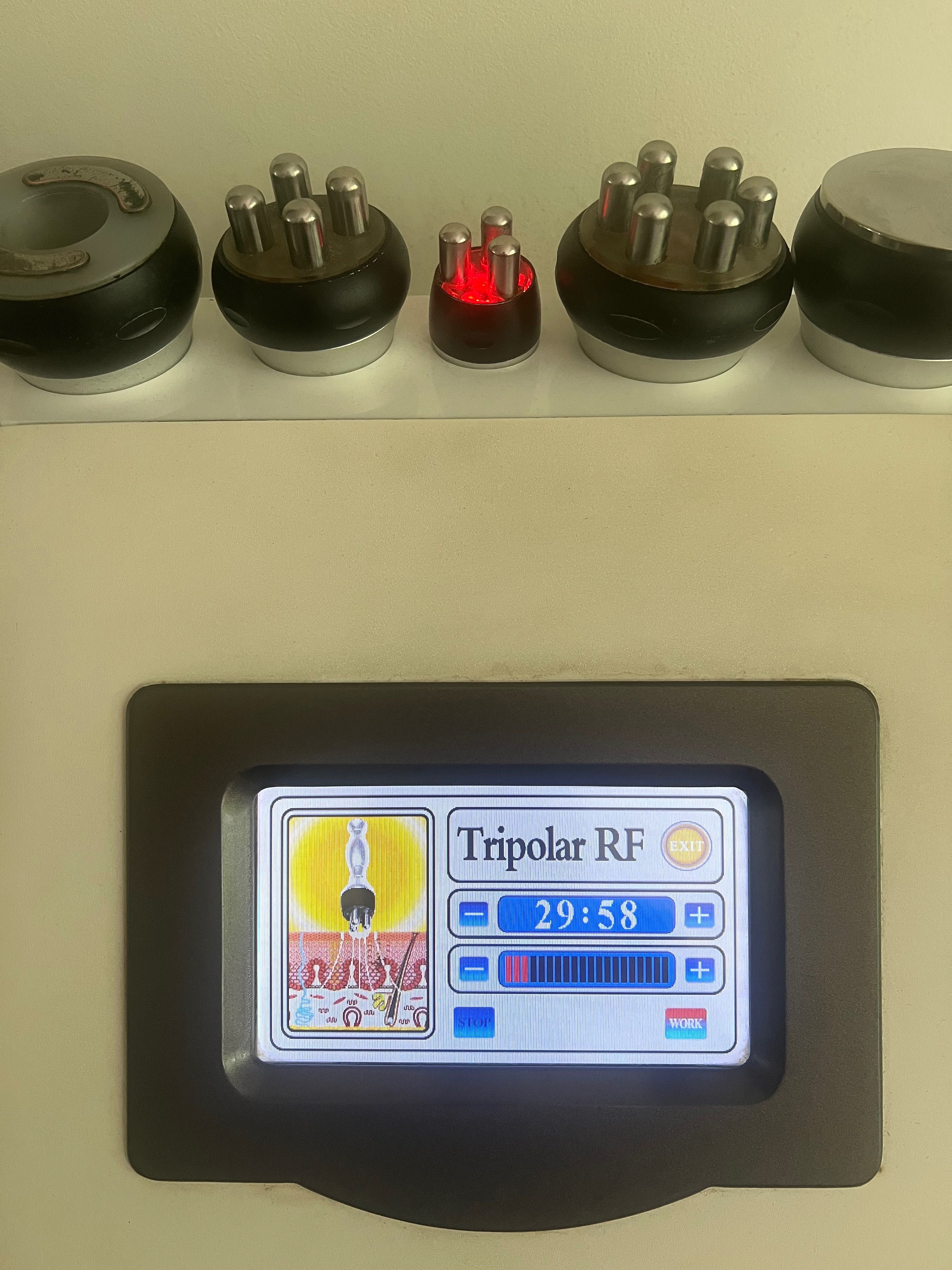 Radiofrekfencja  RF Liposukcja  kawitacyjna  Ultradźwięki Vacum