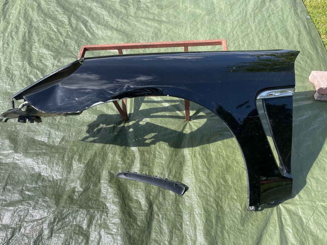 Porsche Panamera 970 Błotnik Lewy Przód Przedni L041