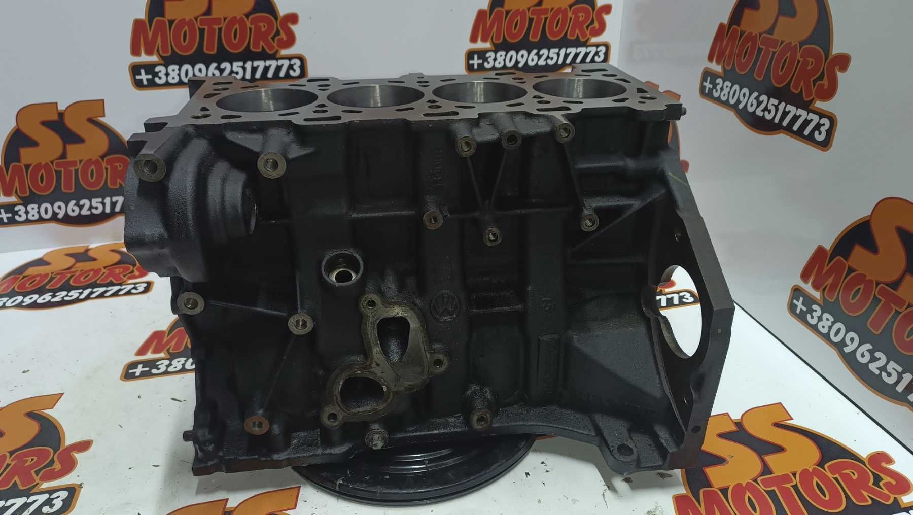 Блок двигуна RENAULT TRAFIC 2.0 DCI M9R +0,5 Відреставрованний