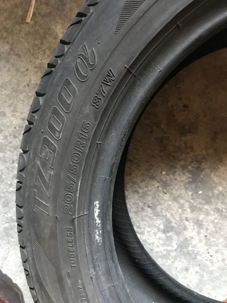 205/50R16R16 Firestone TZ300. 4шт