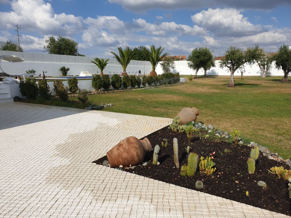 Moradia T5 com Piscina e Terreno de 1.400 m² – Galveias (Ponte de Sor)