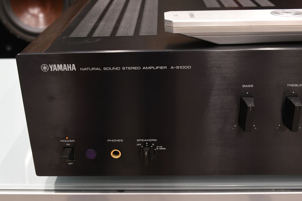 Wzmacniacz stereo Yamaha A-S1000 - klasyka w solidnym wydaniu!
