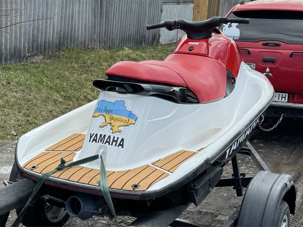 Гідроцикл YAMAHA VX700 з лафетом і документами (Новий двигун, водомет)