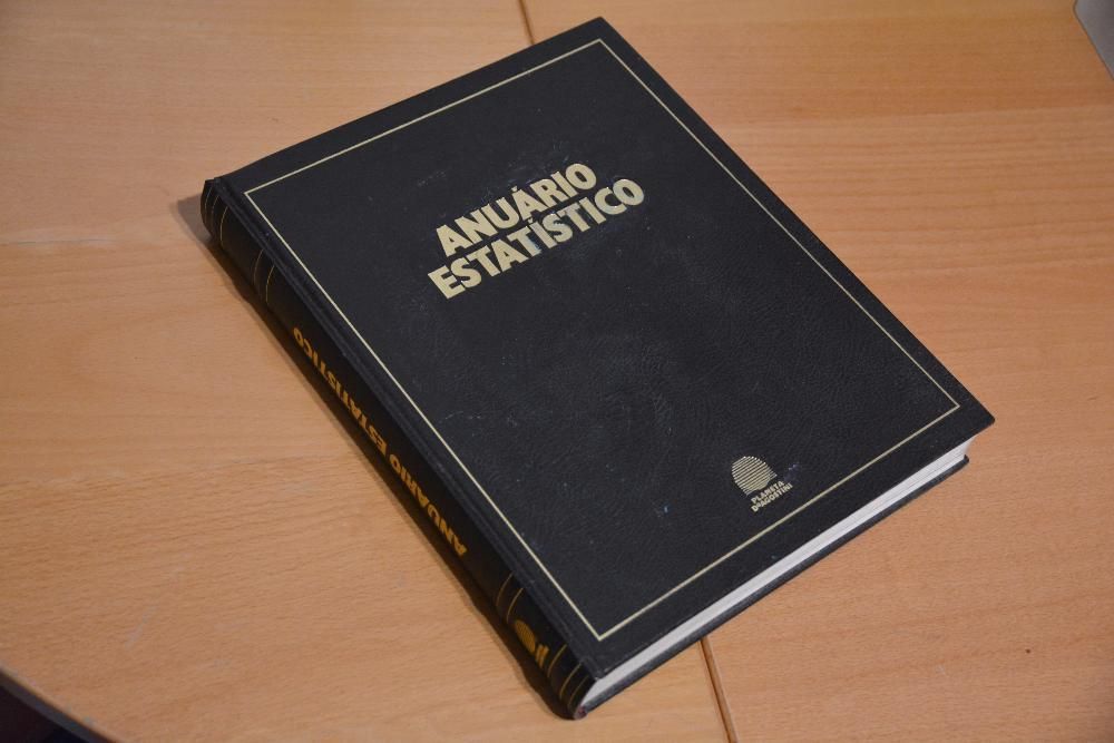 Anuário Estatístico - Planeta DeAgostini