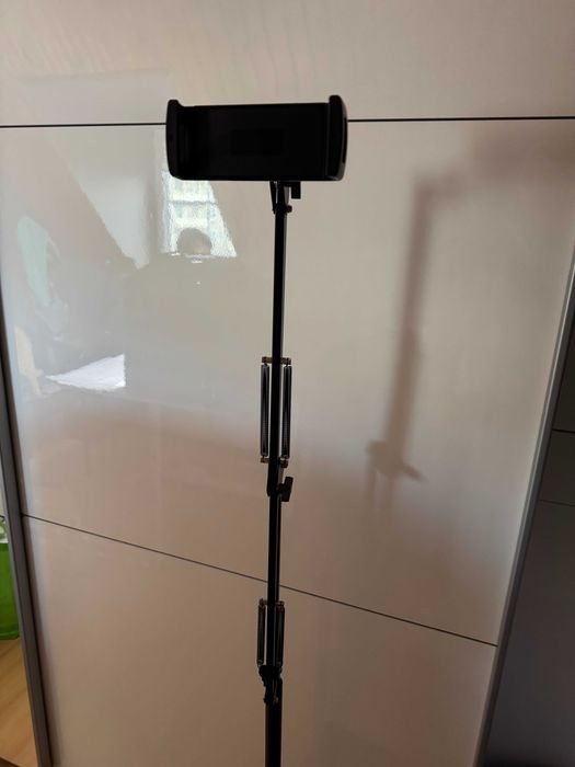 Stojak uchwyt na tablet wysoki 146cm