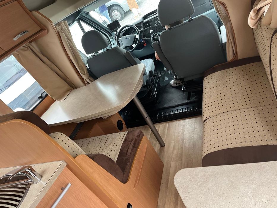 Challenger genesis 52  5 lugares Cama feita