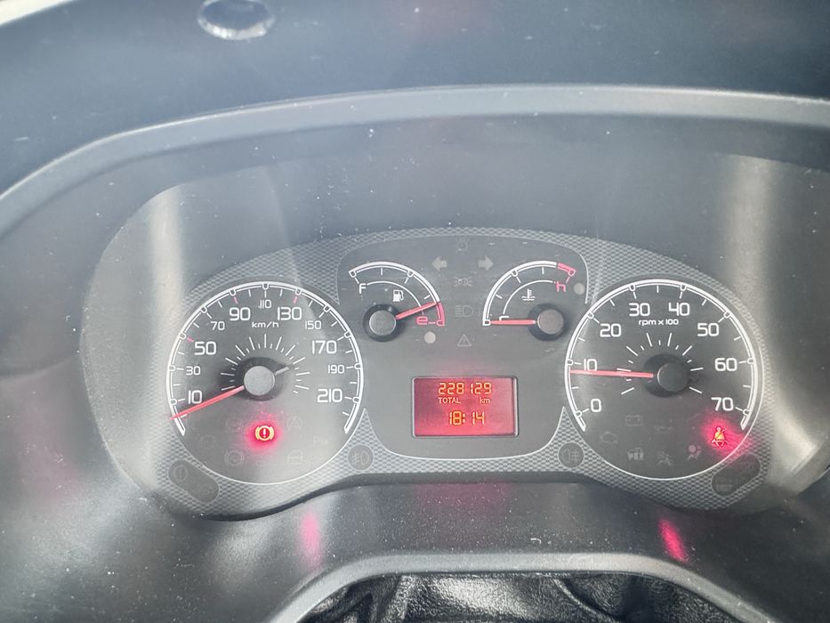 FIAT DOBLO 1.3 multijet 2014 iva dedutivel