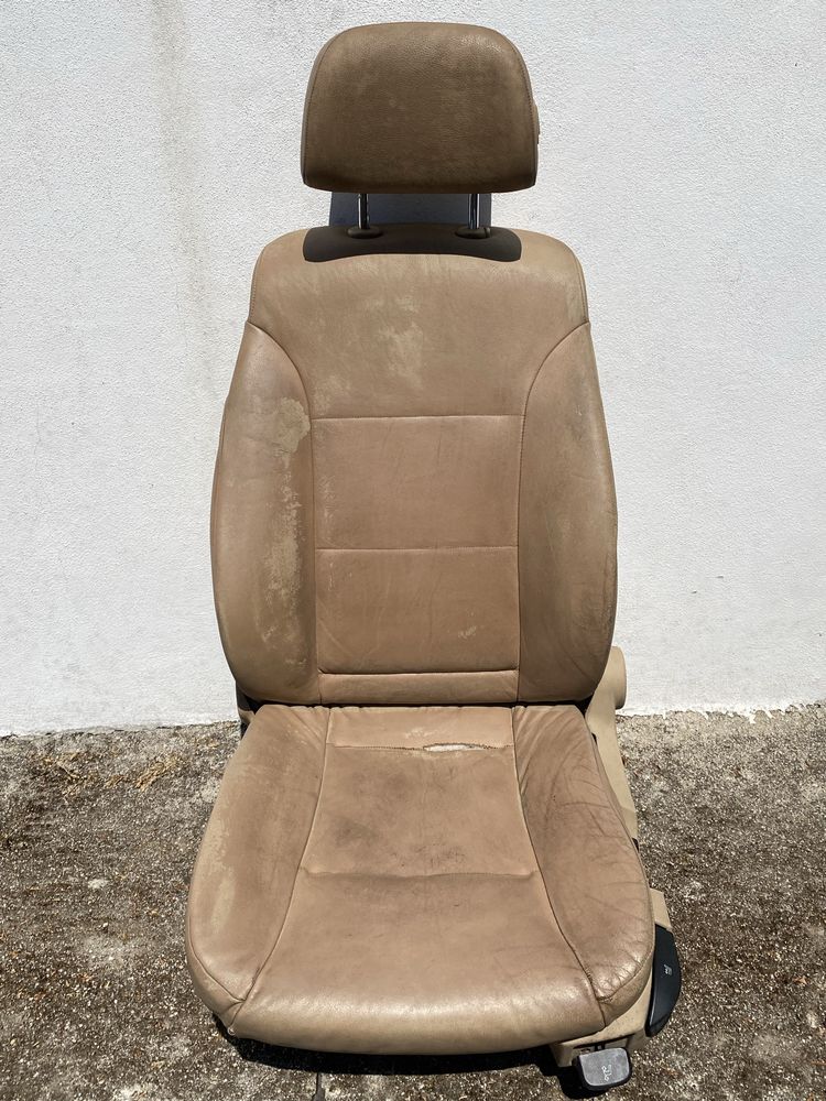 Bancos Elétricos dianteiros BMW E60 530d