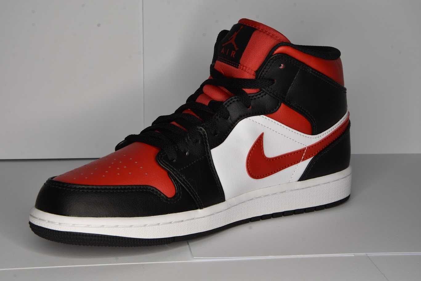 Jordan 1 Mid White Black Red (2022) r.43