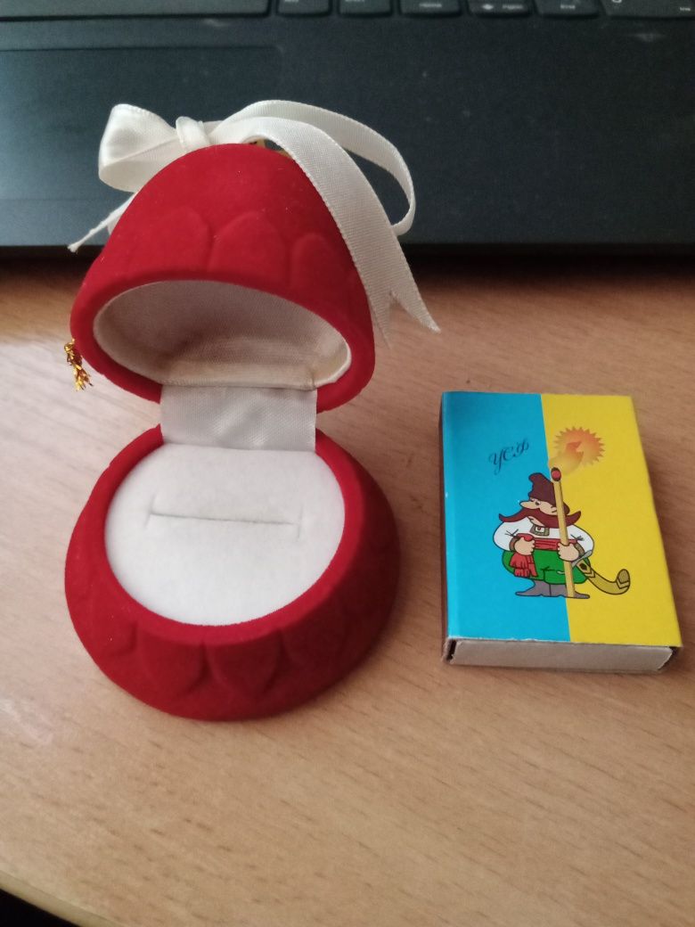 Коробочка футляр для кольца, ювелирных украшений, бижутерии,