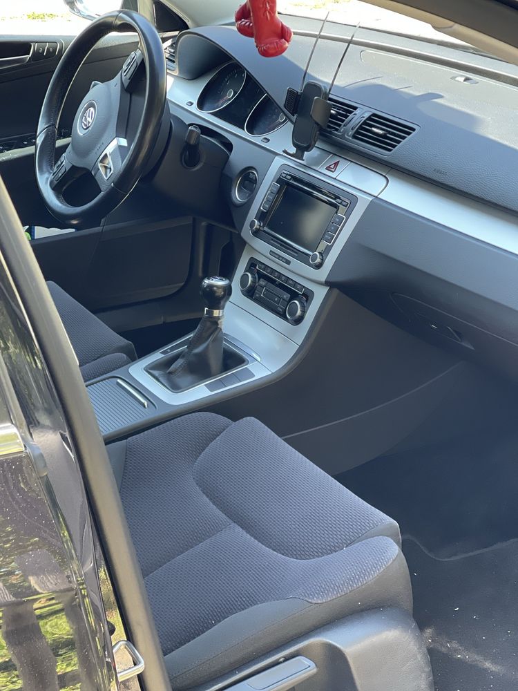VW passat b6 (2010 г.в)