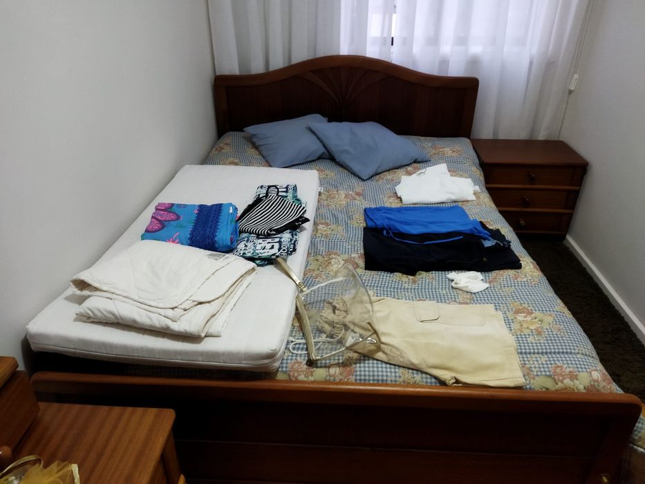 Mobilia de quarto de casal completa