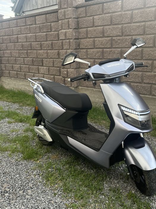 Електроскутер Maxxter Nova 1 KVT Електроскутер макстер
