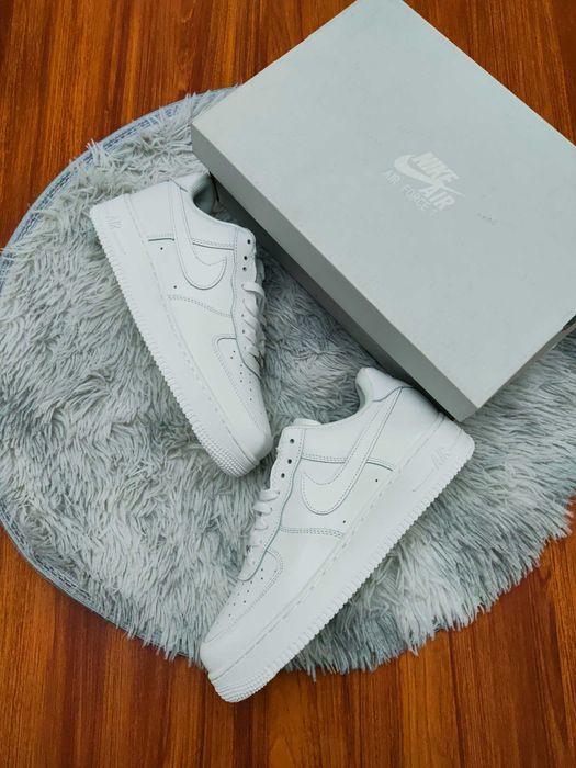 Biała butelka na wodę Air Force