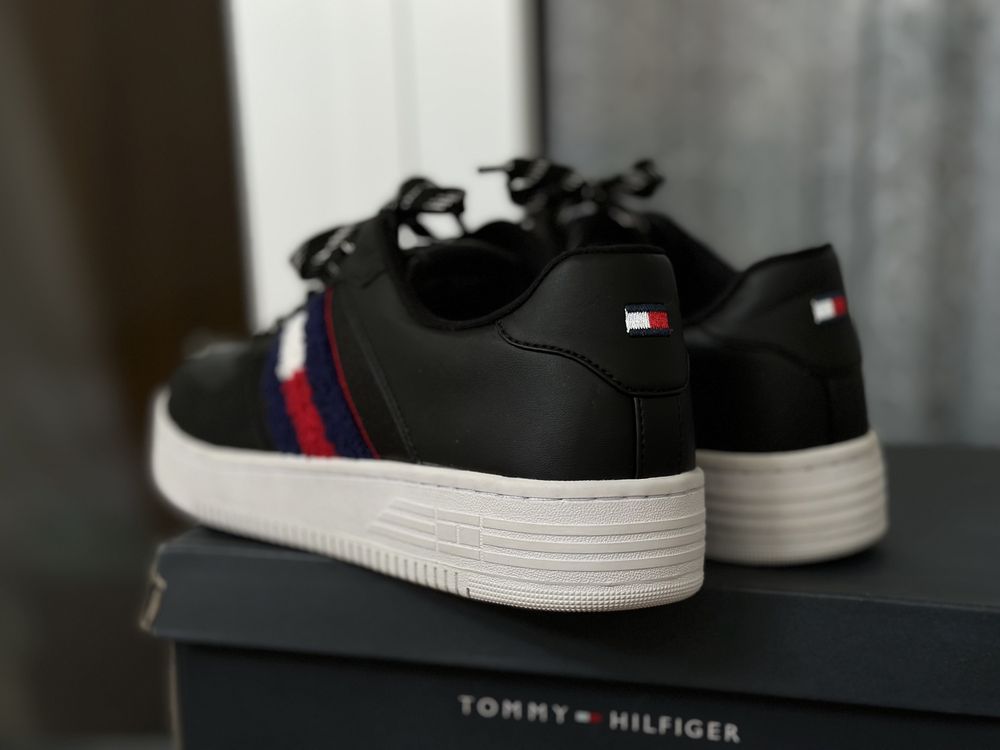 Tommy Hilfiger оригінал кеди кроссівки ck