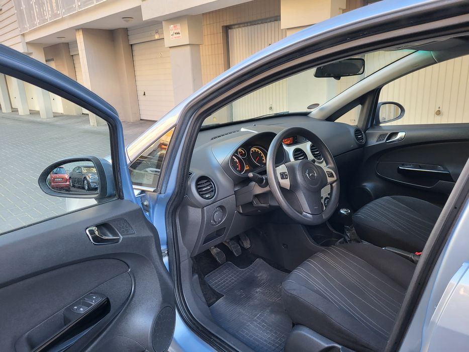 Opel Corsa 1.4 klima 108 tys przebieg.Autozarejestrowane