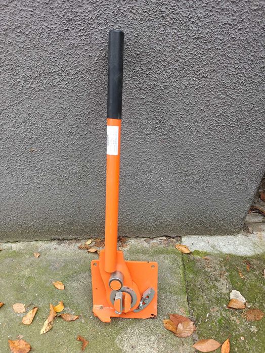 Giętarka do prętów strzemion drutu fi 6-14 GRO-3