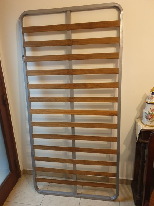 Estrado de cama 183cmX90cm