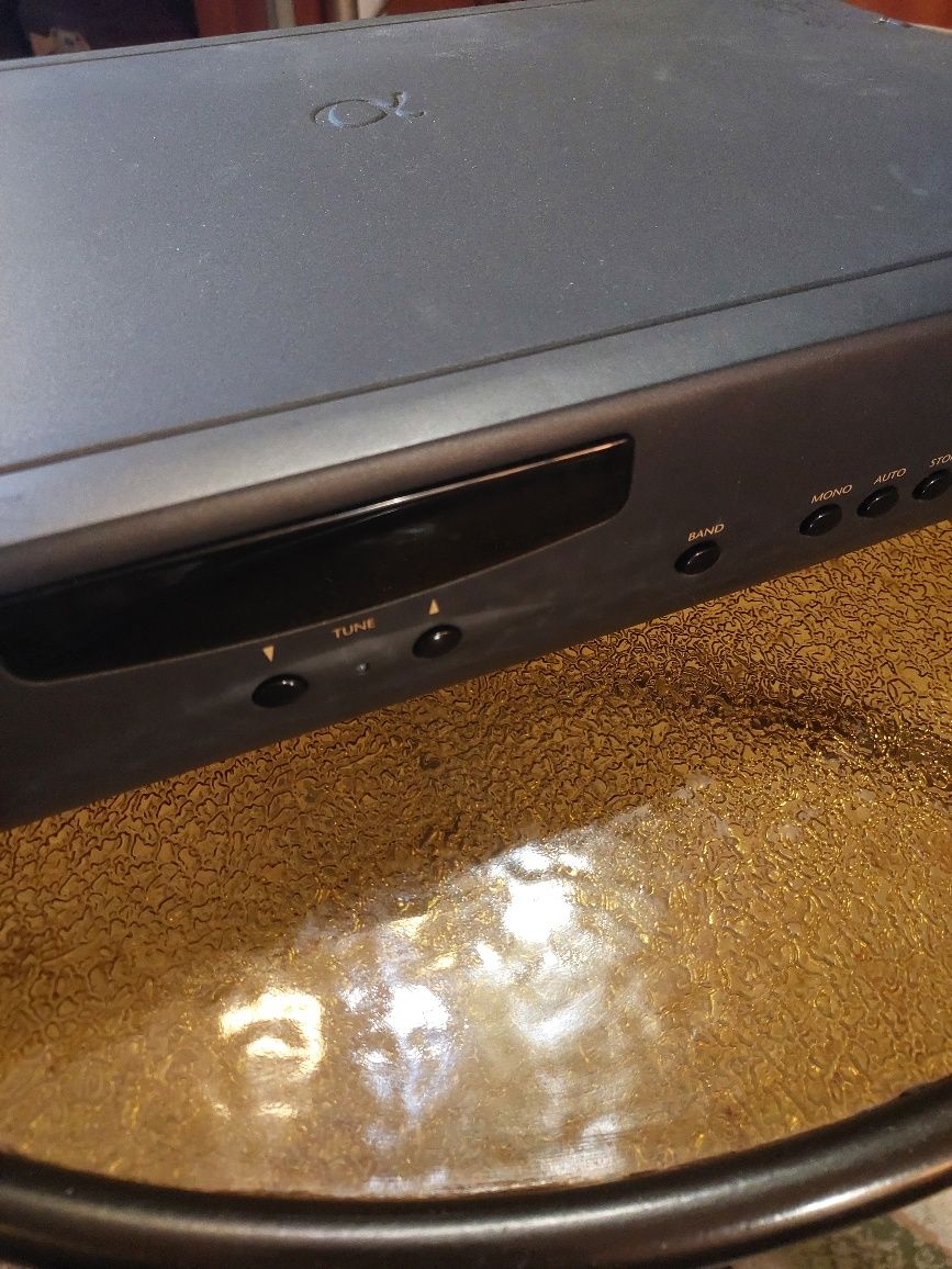Тюнер Arcam alpha 8