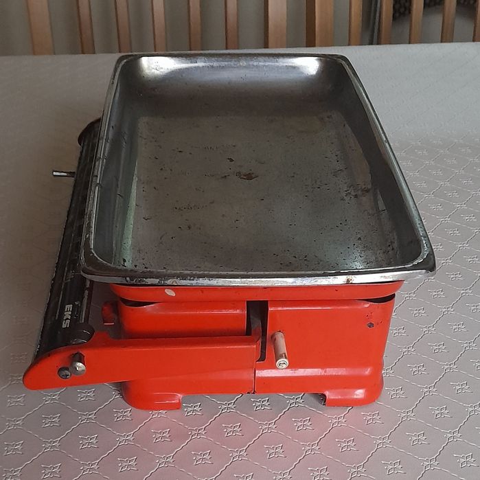 Balança de cozinha antiga vermelha