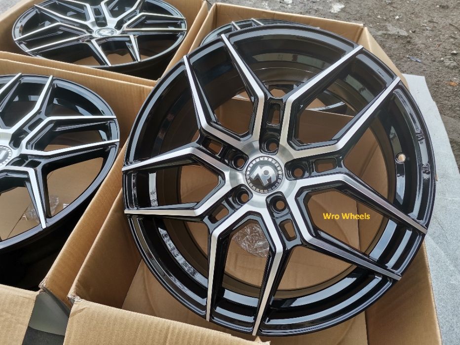 Alufelgi 5x112 18 ET35 Mercedes C E S CLA GLA GLK CLK V Vito seventy9